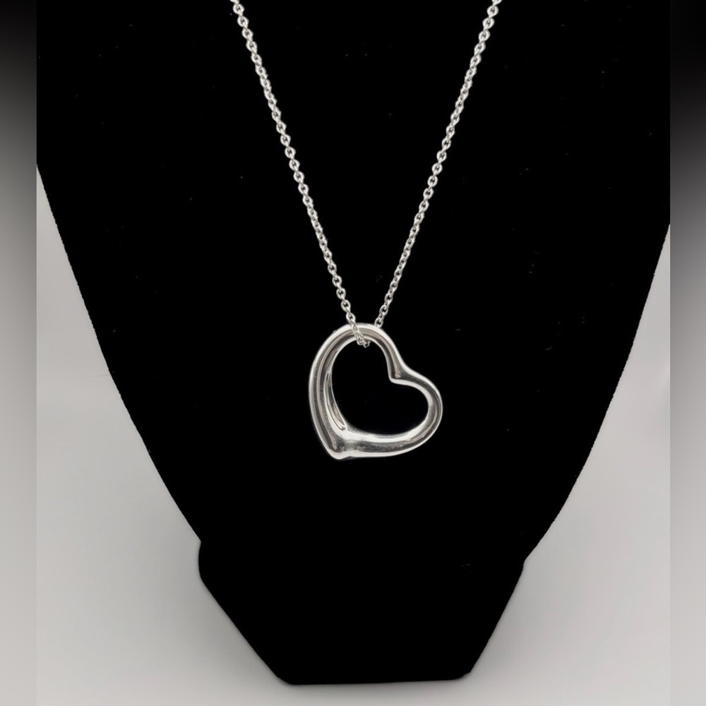 Tiffany & Co. Elsa Peretti 925 Sterling Silver Medium 27mm Open Heart Necklace - Picture 3 of 6